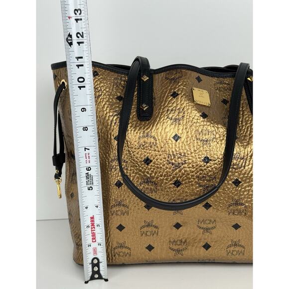 MCM Metallic Visetos Medium Shopper Tote Bag Gold Leather - Picture 15 of 16